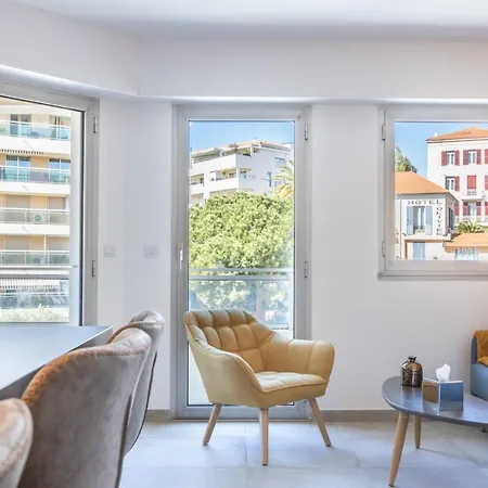 Apartment Lb Vacation I Center, Renovated With Balcony, Ideal For Holidays Or Congress! Cannes