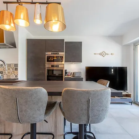 Lb Vacation I Center, Renovated With Balcony, Ideal For Holidays Or Congress! Cannes