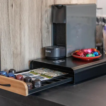 Lb Vacation I Center, Renovated With Balcony, Ideal For Holidays Or Congress! *