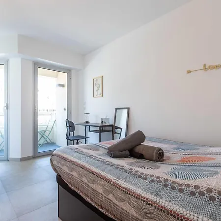 Lb Vacation I Center, Renovated With Balcony, Ideal For Holidays Or Congress! *